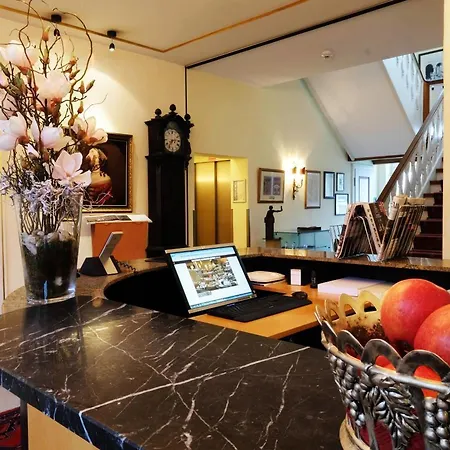 Hotel Zur Fuerstabtei 3*