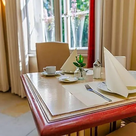 Zur Fuerstabtei Hotel Herford