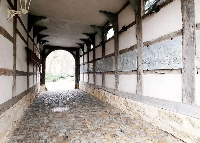 Zur Fuerstabtei Herford