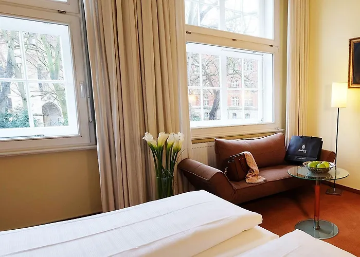 Zur Fuerstabtei Hotel Herford